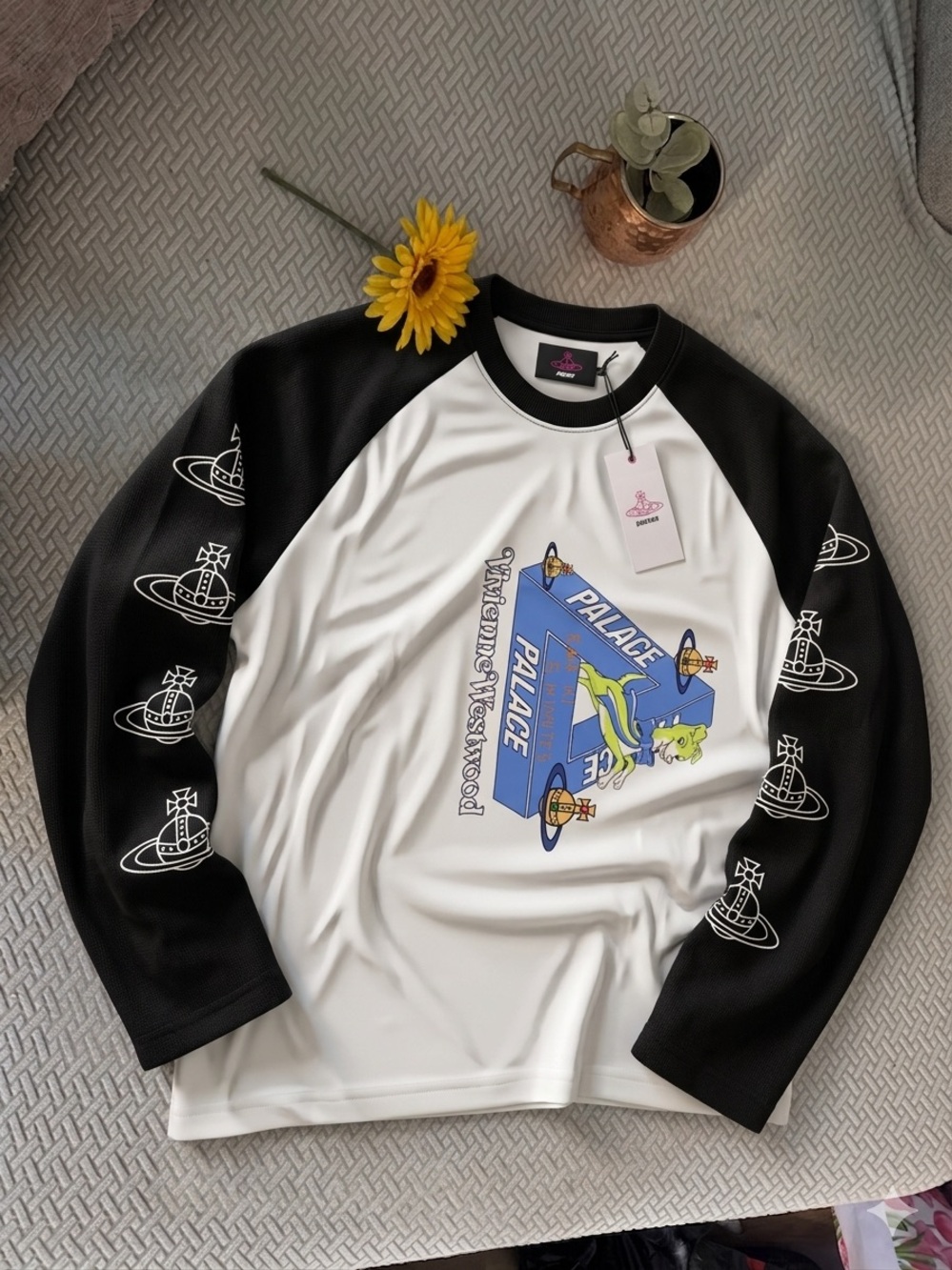 PALACE Black & White Graphic Raglan Long Sleeve